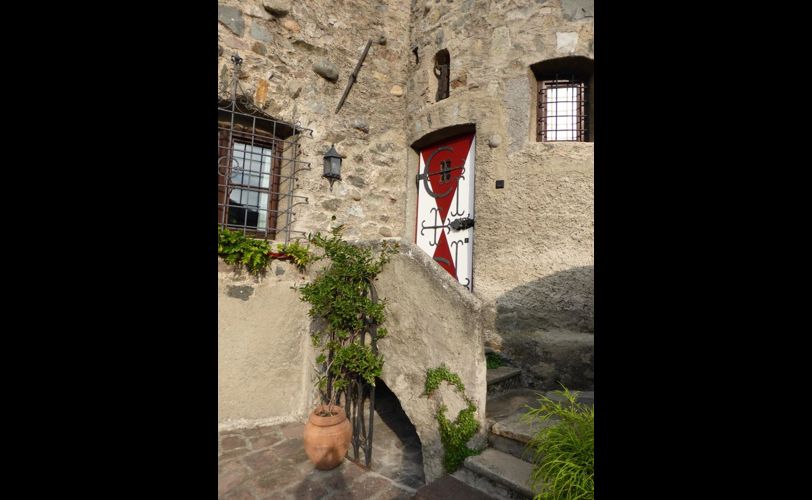 Die Tür von Schloss Branzoll